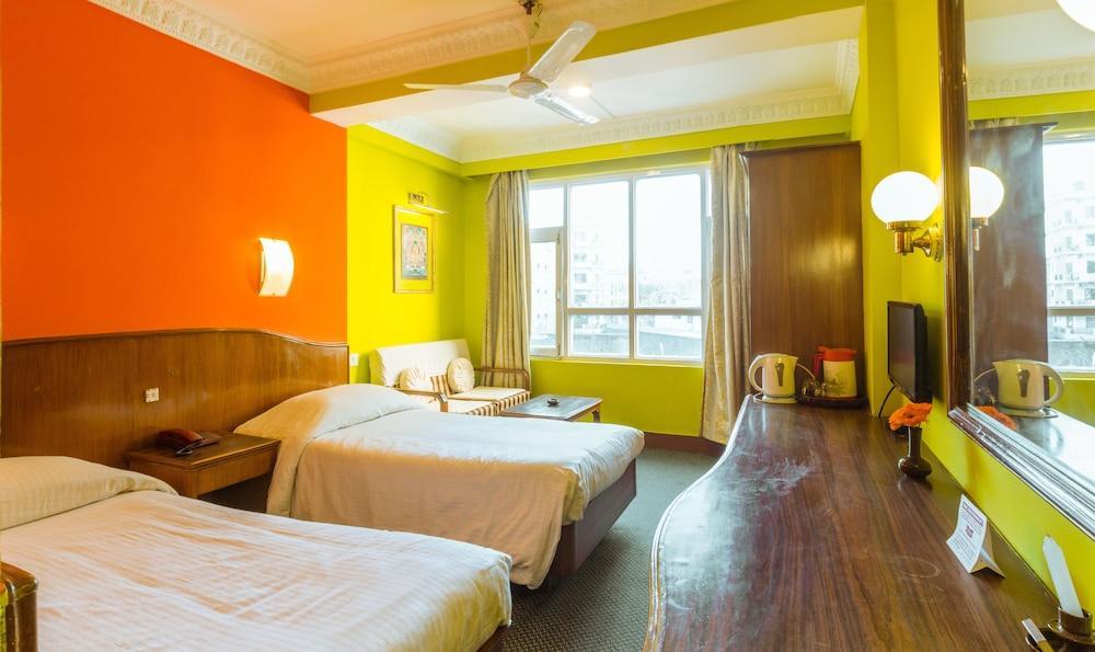 Harati Manor Inn Kathmandu Exterior photo